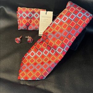 NWT-Geometric Red and Blue Tie Set-Silk